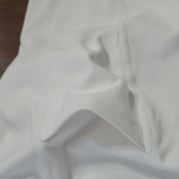 Capris - Picture 3 of 8